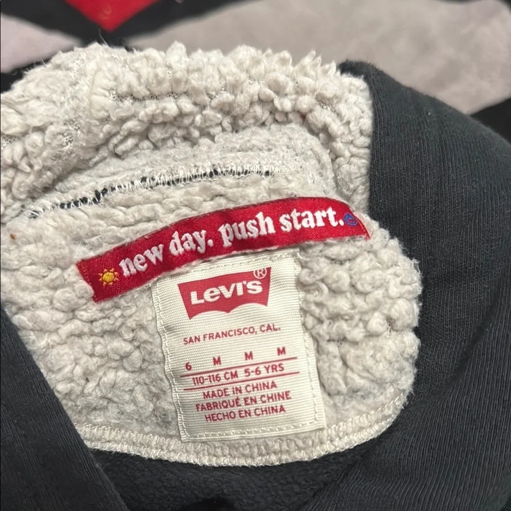 Levi's Black Jacket Boy's size 6